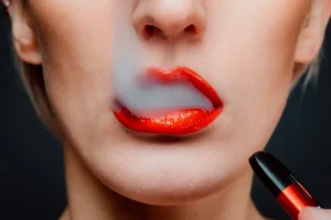 woman smokes